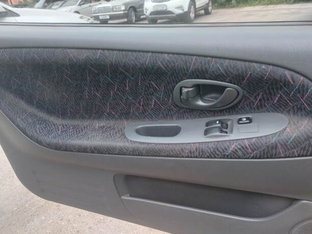 Mitsubishi Colt V, 1999 г.