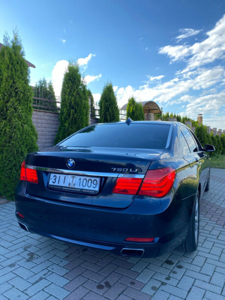 BMW 7 серия F02 (Long), 2012 г.