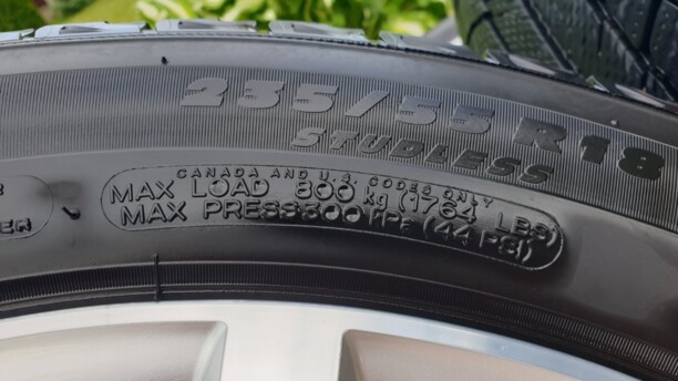 Легковые шины Michelin LATITUDE X-ICE 235/55 R18 4 шт.