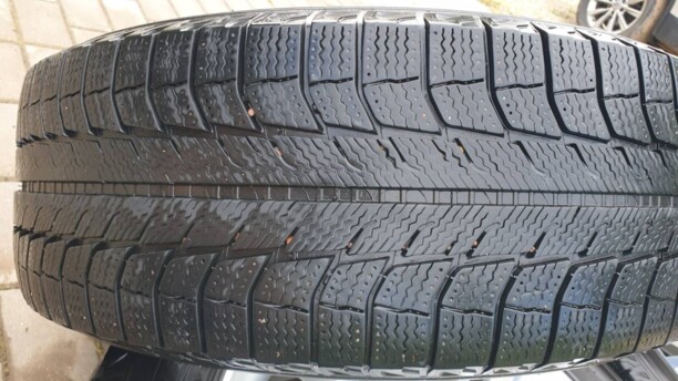 Легковые шины Michelin LATITUDE X-ICE 235/55 R18 4 шт.