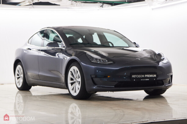 Tesla Model 3, 2018 г.