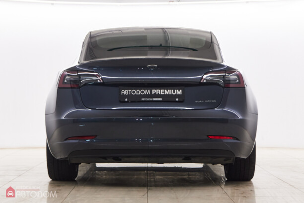 Tesla Model 3, 2018 г.