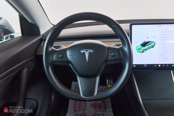 Tesla Model 3, 2018 г.