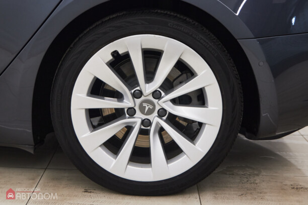 Tesla Model 3, 2018 г.