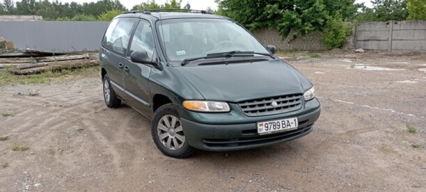 Chrysler Voyager III, 7 мест, 2000 г.