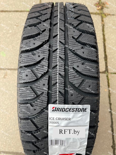 Легковые шины Bridgestone Ice Cruiser 7000S 225/60 R17 4 шт.