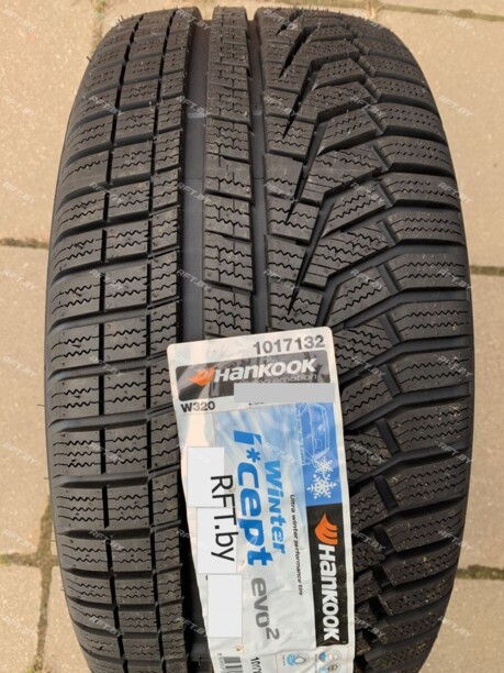Легковые шины Hankook Winter i*cept evo2 W320B 225/45 R17 4 шт.