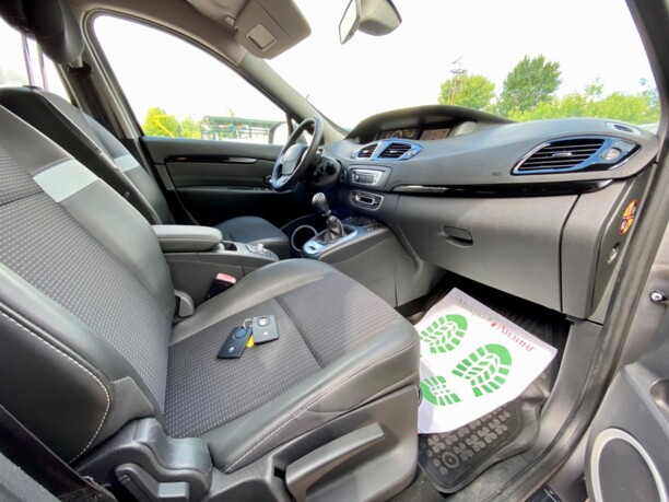 Renault Grand Scenic III · Рестайлинг, 7 мест, 2012 г.