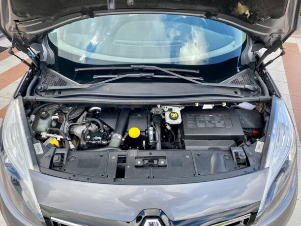 Renault Grand Scenic III · Рестайлинг, 7 мест, 2012 г.