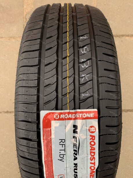 Легковые шины Roadstone N'Fera RU5 235/65 R18 4 шт.