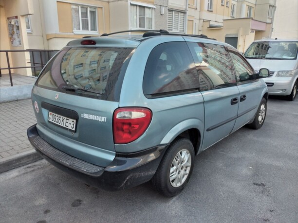 Dodge Caravan IV, 7 мест, 2004 г.