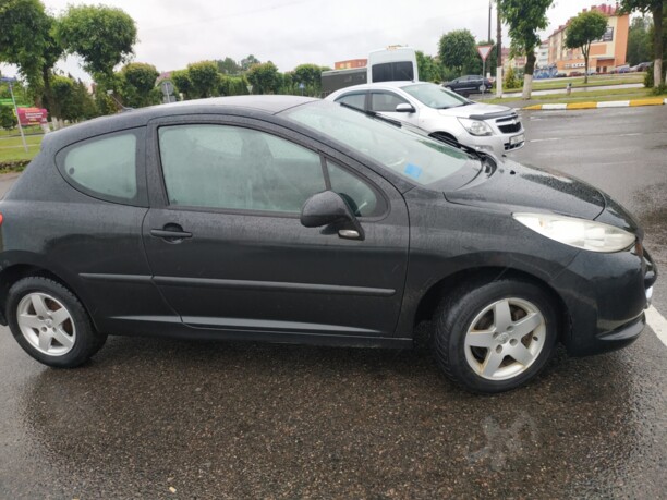Peugeot 207 I · Рестайлинг, 2010 г.