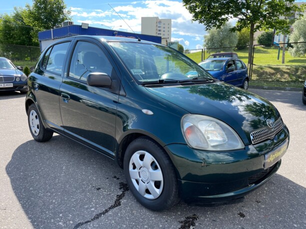 Toyota Yaris I (P1), 1999 г.