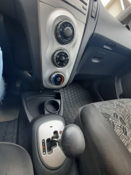 Toyota Yaris II (XP9), 2006 г.