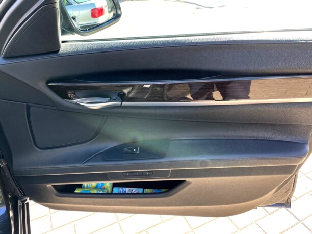 BMW 7 серия F01, F04, 2011 г.