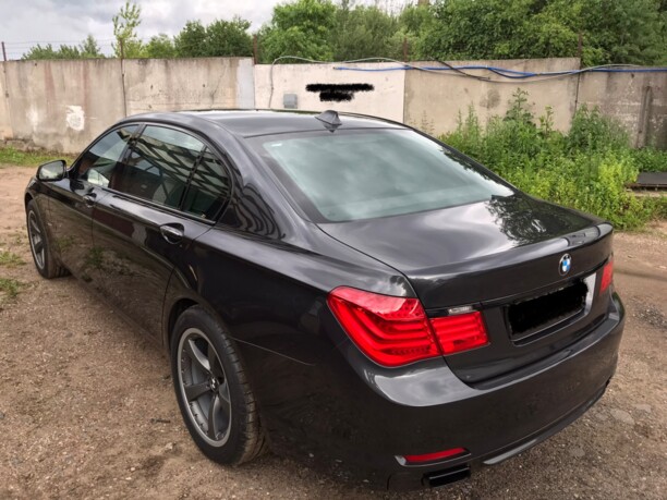 BMW 7 серия F02 (Long), 2010 г.