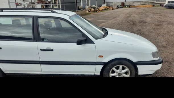 Volkswagen Passat B4, 1996 г.