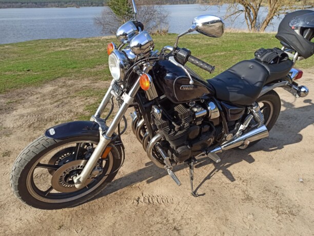 Yamaha XJ, 1990 г.