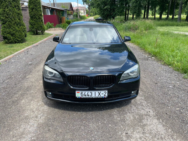 BMW 7 серия F02 (Long), 2010 г.