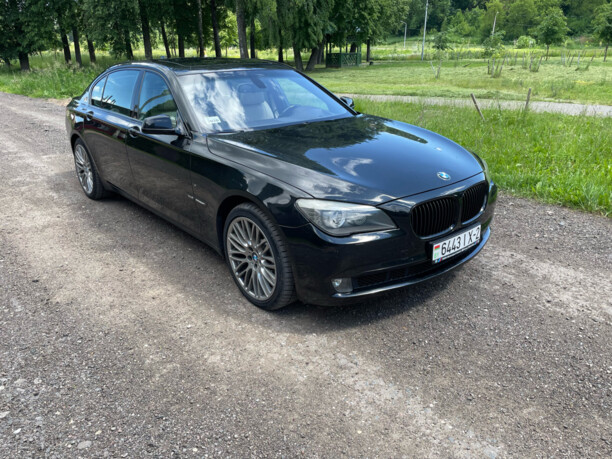 BMW 7 серия F02 (Long), 2010 г.