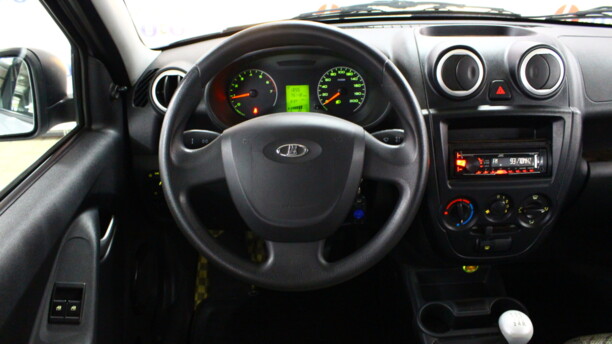 Lada (ВАЗ) Granta, 2015 г.