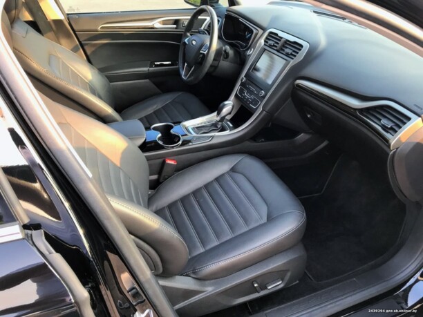Ford Fusion USA II, 2016 г.