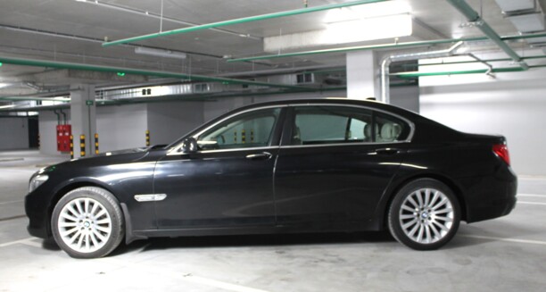 BMW 7 серия F02 (Long), 2010 г.