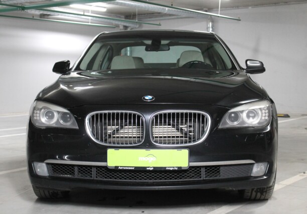 BMW 7 серия F02 (Long), 2010 г.