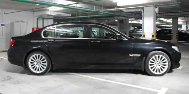 BMW 7 серия F02 (Long), 2010 г.