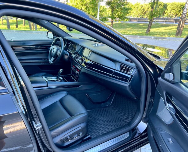 BMW 7 серия F01, F04 · Рестайлинг, 2013 г.