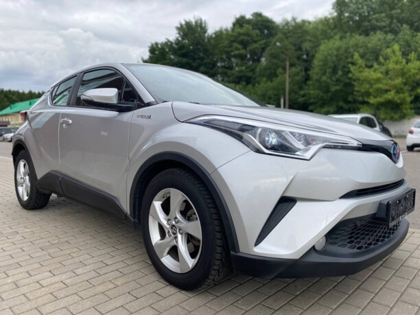 Toyota C-HR, 2017 г.
