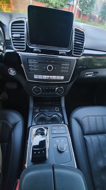 Mercedes-Benz GLE W166, 2017 г.