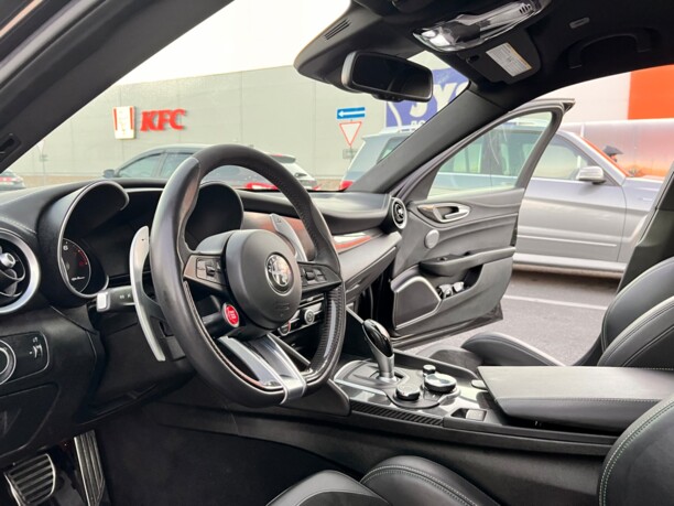 Alfa Romeo Giulia, 2018 г.