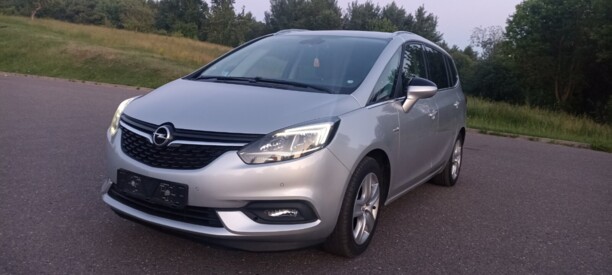 Opel Zafira C · Рестайлинг, 7 мест, 2017 г.