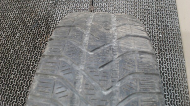 Легковые шины Pirelli Snowcontrol 3 185/55 R15 2 шт.