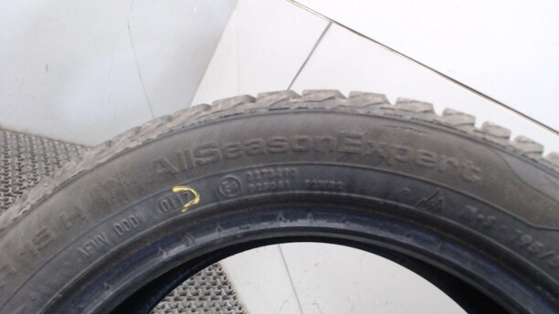 Легковые шины Uniroyal Allseasonexpert 195/50 R15 2 шт.