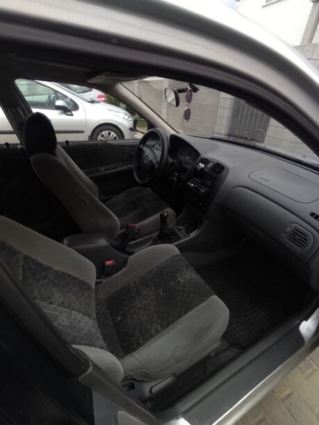 Mazda 323F, 1998 г.