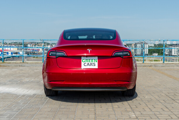 Tesla Model 3, 2018 г.