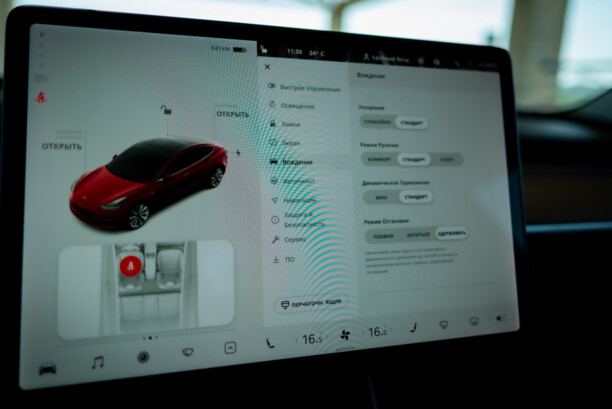 Tesla Model 3, 2018 г.
