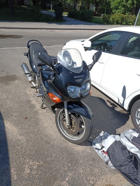 Suzuki GSX Спорт-турист, 1999 г.