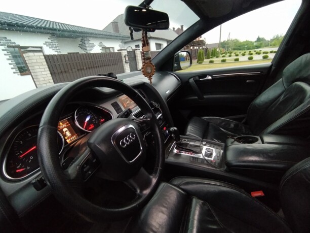 Audi Q7 4L, 7 мест, 2008 г.