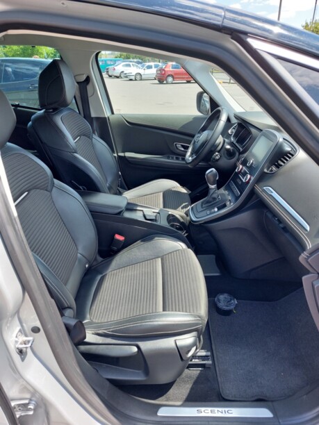 Renault Grand Scenic IV, 7 мест, 2017 г.