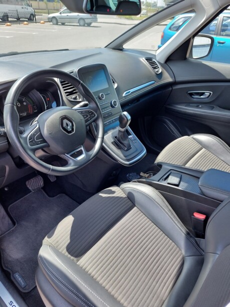 Renault Grand Scenic IV, 7 мест, 2017 г.