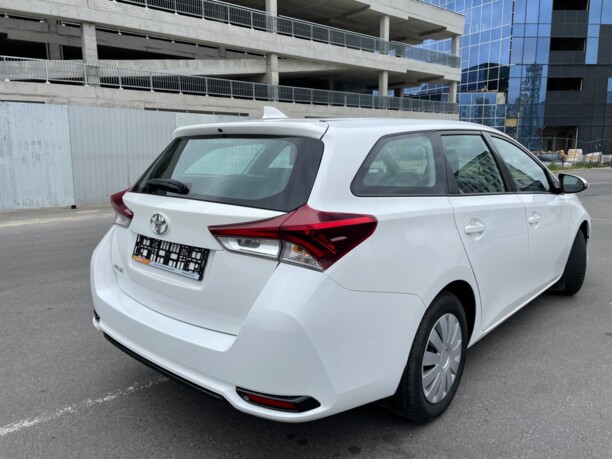Toyota Auris II (E180) · Рестайлинг, 2017 г.