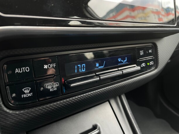 Toyota Auris II (E180) · Рестайлинг, 2017 г.