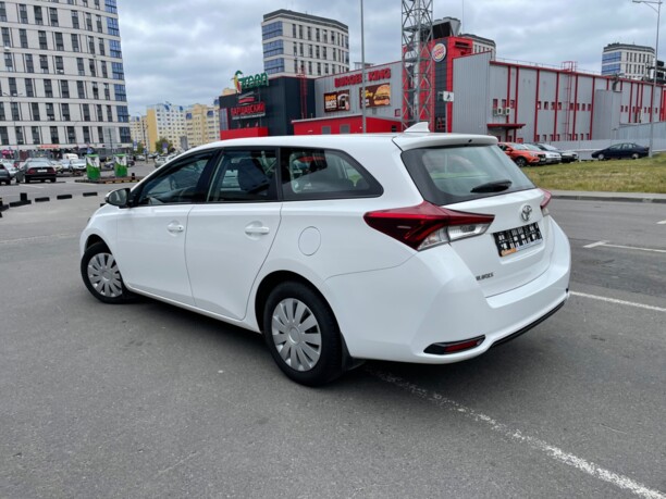 Toyota Auris II (E180) · Рестайлинг, 2017 г.