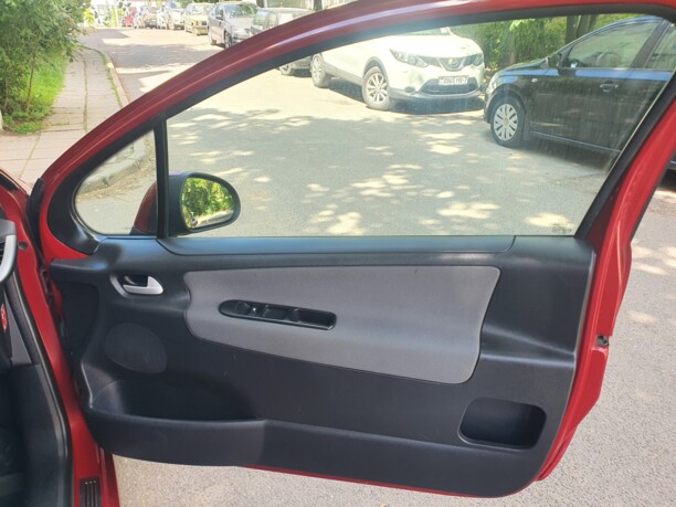 Peugeot 207 I · Рестайлинг, 2010 г.