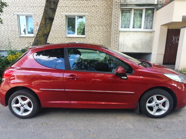 Peugeot 207 I · Рестайлинг, 2010 г.