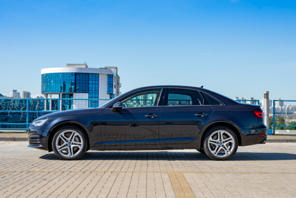 Audi A4 B9, 2016 г.