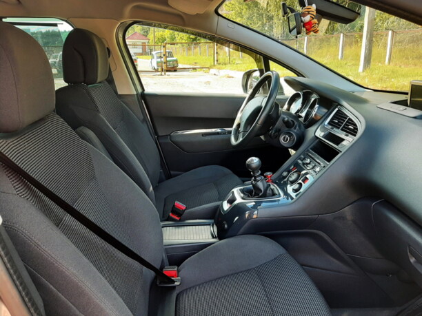 Peugeot 5008 I · Рестайлинг, 7 мест, 2017 г.